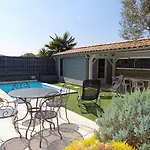 La Palmyre - Maison Mitoyenne En Pierres - Avec Piscine Privee فيلة لو ماثيز