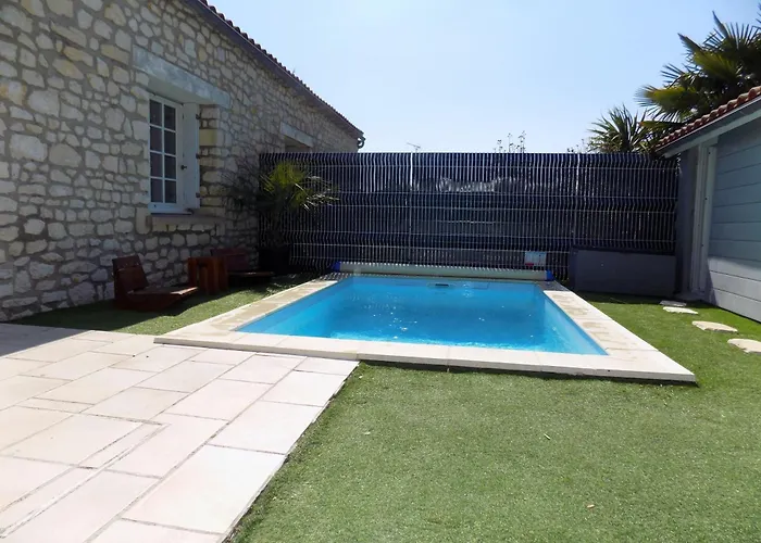 Βίλα La Palmyre - Maison Mitoyenne En Pierres - Avec Piscine Privee Les Mathes