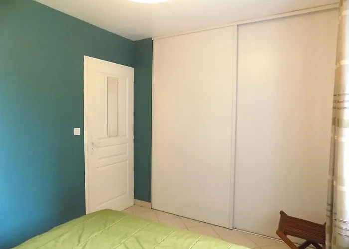 La Palmyre - Maison Mitoyenne En Pierres - Avec Piscine Privee * Les Mathes