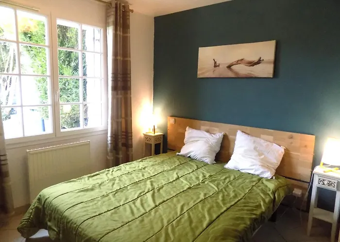 La Palmyre - Maison Mitoyenne En Pierres - Avec Piscine Privee Βίλα Les Mathes