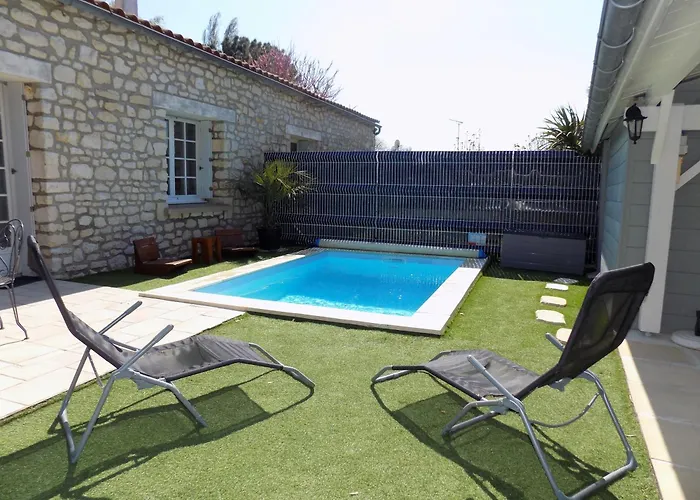 La Palmyre - Maison Mitoyenne En Pierres - Avec Piscine Privee * Les Mathes