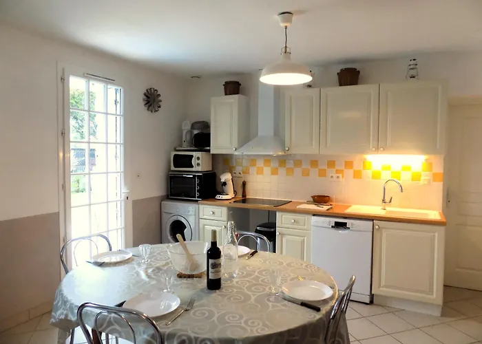 Βίλα La Palmyre - Maison Mitoyenne En Pierres - Avec Piscine Privee